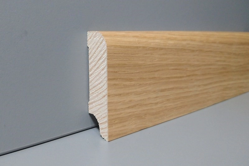 Listwa przypodłogowa fornirowana lakierowana CP60 (240 cm x 6 cm x 1,8 cm) dąb