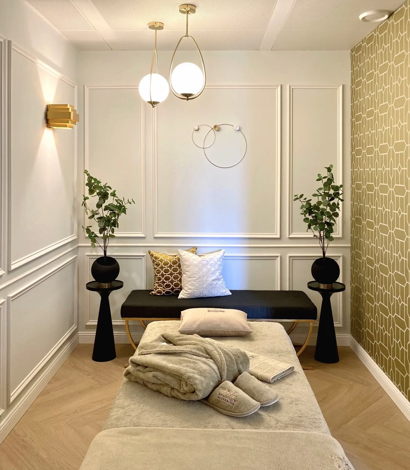 Klasyczne ramki ścienne Mardom Decor MD003 + MD318 – zestaw listew dekoracyjnych
